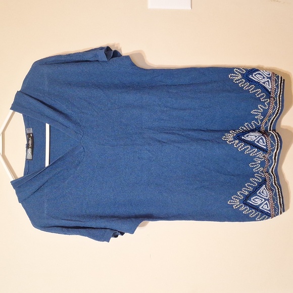 Gabby Isabella Embroidered Lightweight Waffle Hooded Tee - Picture 1 of 4